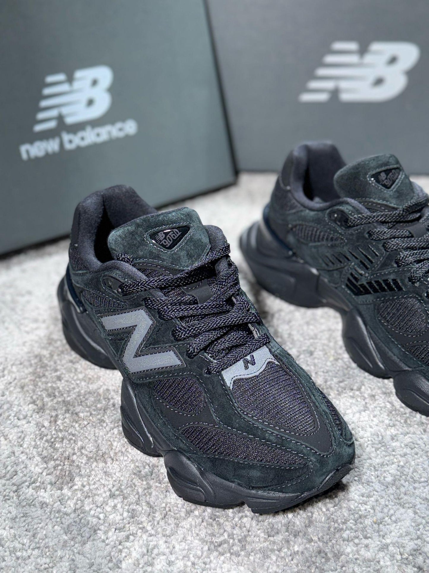New Balance Triple Black